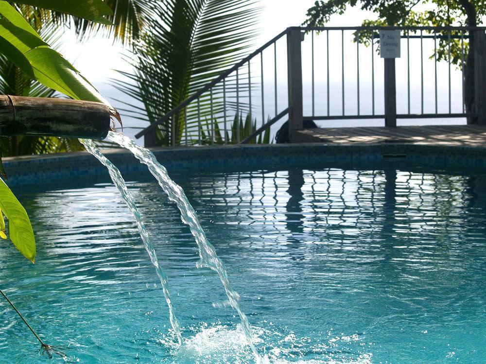 Nature'S Paradise Bed & Breakfast Marigot Bay Dış mekan fotoğraf