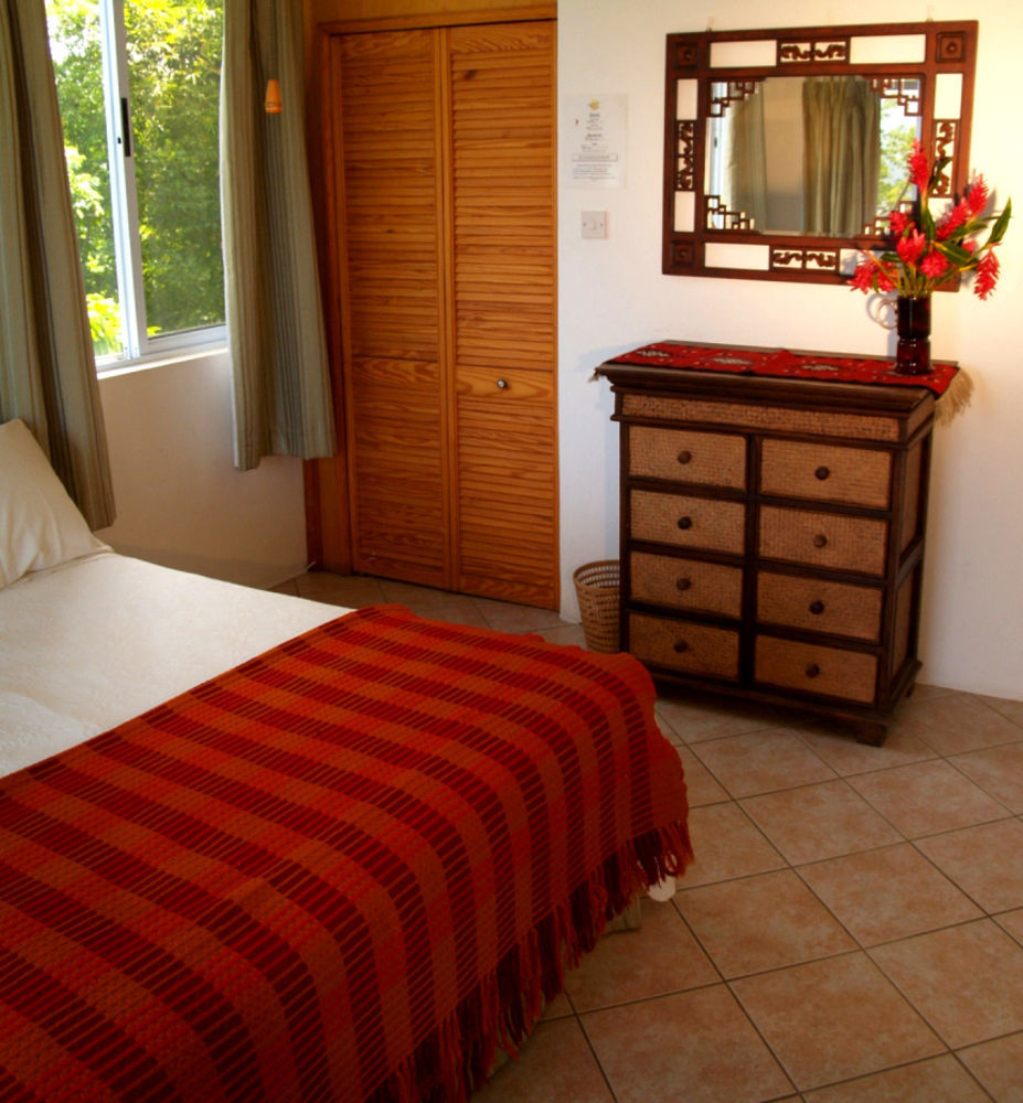 Nature'S Paradise Bed & Breakfast Marigot Bay Dış mekan fotoğraf