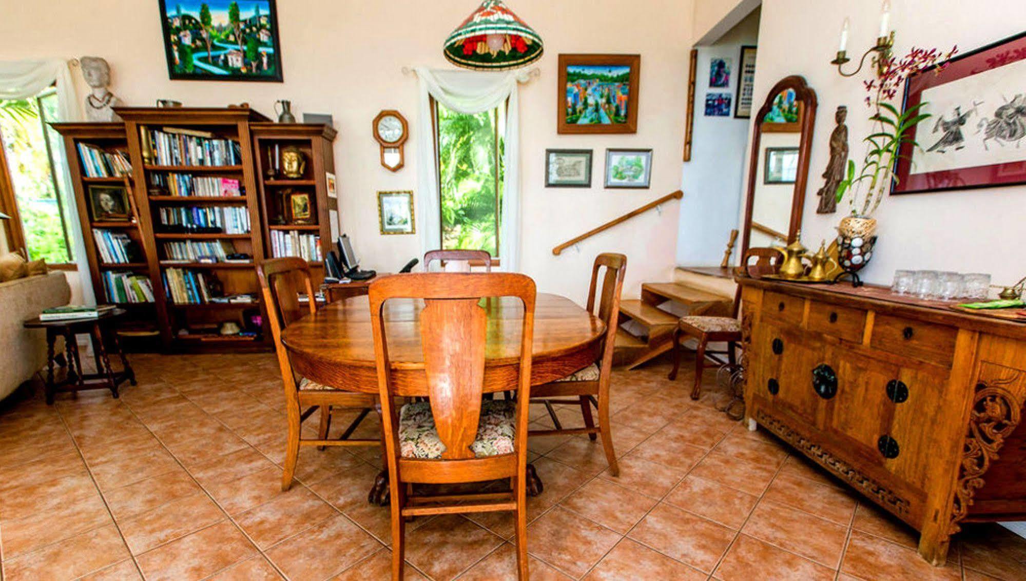 Nature'S Paradise Bed & Breakfast Marigot Bay Dış mekan fotoğraf